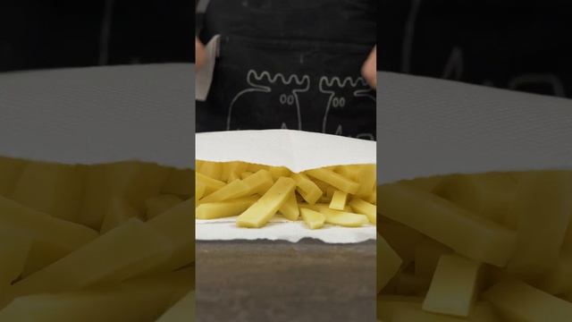 ? Картофель фри БЕЗ ЖАРКИ❓❗? Жареная картошка уже в прошлом❗ УДИВИЛА всех своих друзей ❗ #Shorts смотреть онлайн