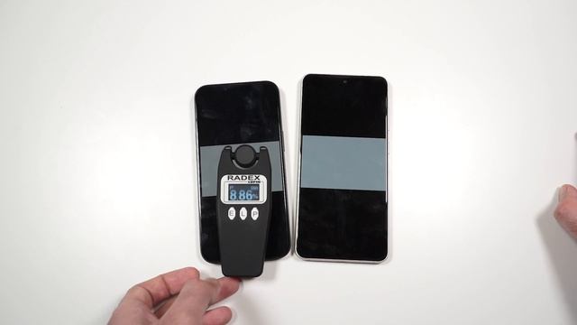 Экран Samsung S21 FE | Мерцание и ШИМ на фоне iPhone 13 смотреть онлайн