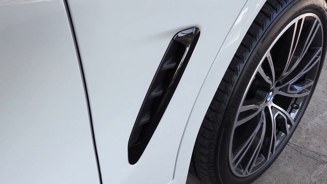 2022 BMW X4 Review | A Couple Nice Upgrades! смотреть онлайн