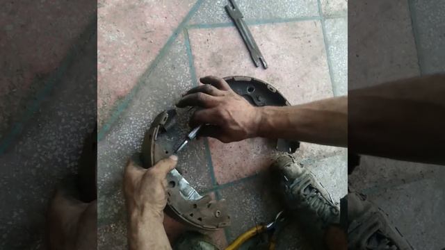 إصلاح نقص عزم فرامل اليد Hyundai H1 смотреть онлайн