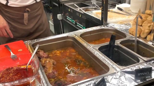 4€ LAMPREDOTTO AL MERCATO CENTRALE DI FIRENZE ?? Street Food Italia