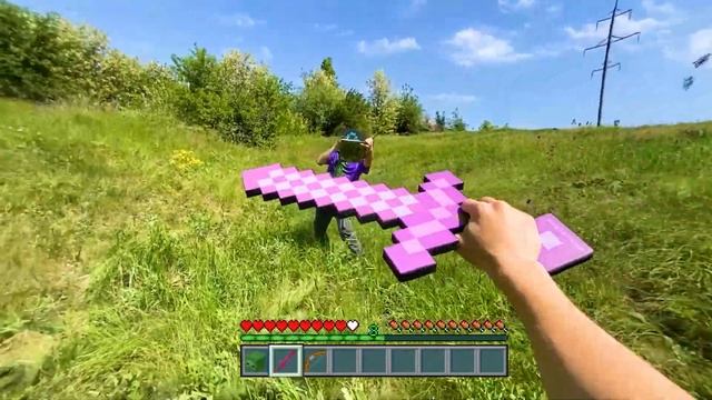 Minecraft In Real Life POV - I Built A Real House Using ONLY 創世神第一人稱真人版 Realistic Minecraft