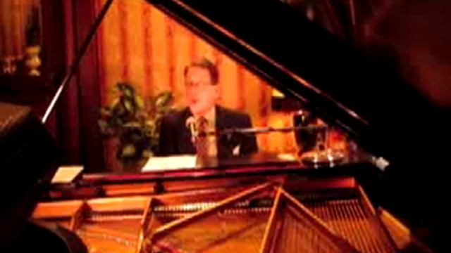 Peter Mintun: Pettin In The Park (Al Dubin-Harry Warren) смотреть онлайн