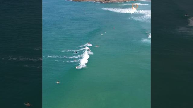 Domingo de drone pelas belas praias de SFS смотреть онлайн