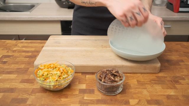 Веганские Роллы Из Рисовой Бумаги С Растительным Мясом смотреть онлайн