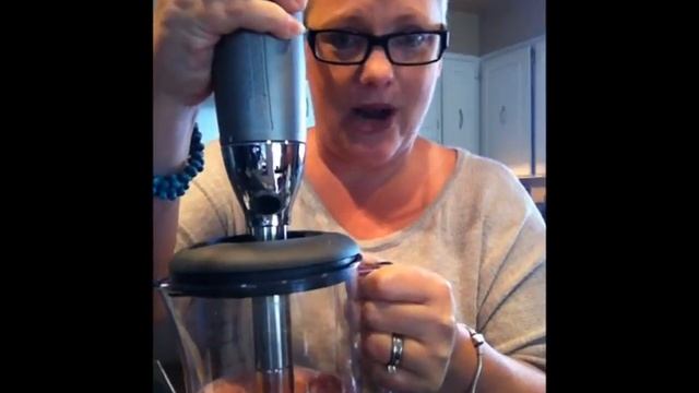 Making a Mocktail Drink Recipe with KitchenAid Architect 5 Speed Hand Blender смотреть онлайн