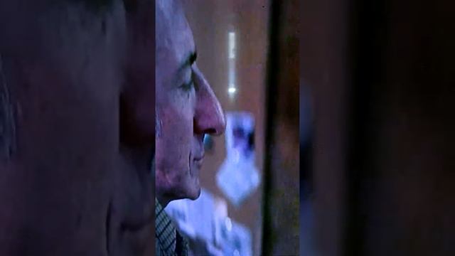 Dustin Hoffman picks booger смотреть онлайн