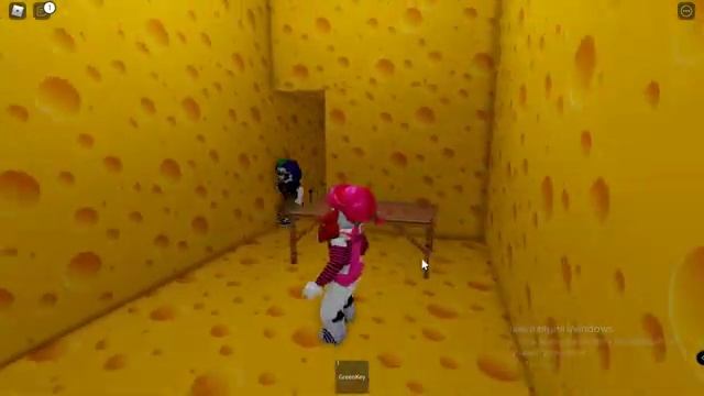 Самая НЕСТРАШНАЯ игра в Роблоксе Cheese Escape [Horror] ?? смотреть онлайн