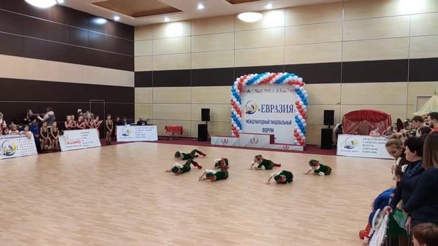 Рисияне - Охота на медведя смотреть онлайн