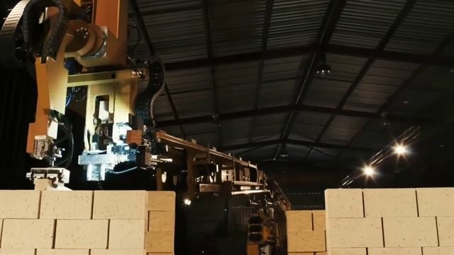 Hadrian X. Робот строитель который строит дома за несколько суток. смотреть онлайн