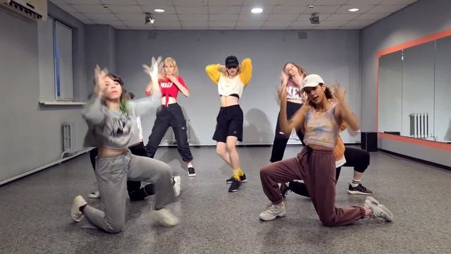 LISA - LALISA (Dance Practice) • V Team Special