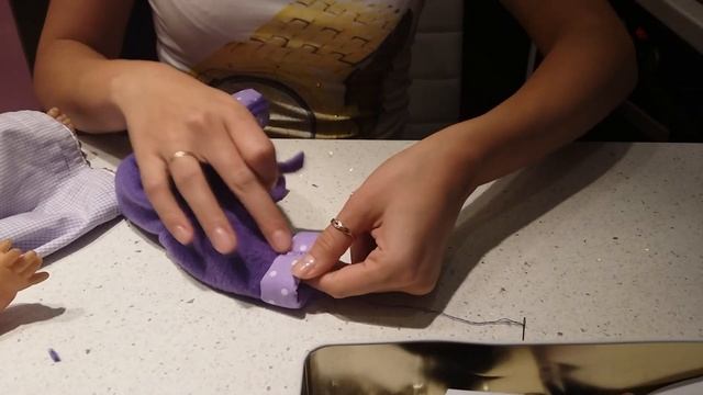 Как сшить болеро для куклы - How to make a stylish coat for your doll! смотреть онлайн