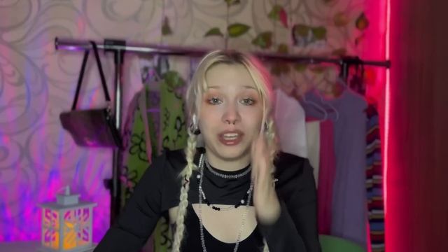 СЛЫШЬ, МАЛАЯ, Я СКУЧАЮ ВК ПАБЛИК ДЛЯ ДРУЗЕЙ? смотреть онлайн
