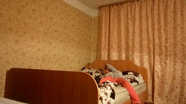 Ляпы в смешноте:как правильно будить брата или сестру смотреть онлайн