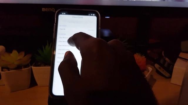 How to Clear Snapchat Cache on iPhone (+ Android) смотреть онлайн