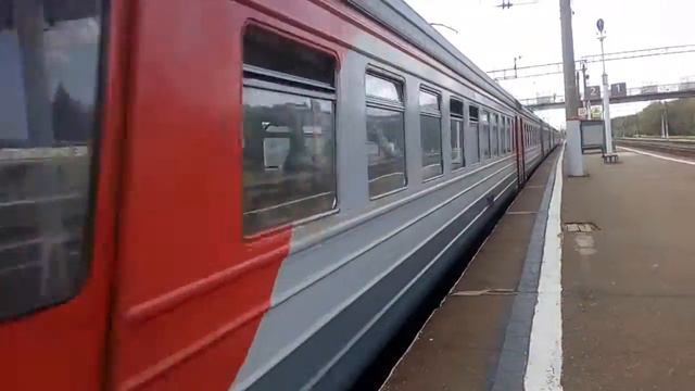 Электропоезд ЭР2Т-7186 станция Бекасово 1 9.05.2016 смотреть онлайн