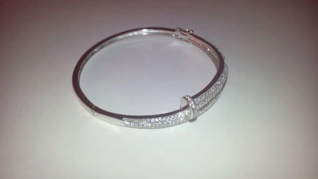 Браслет в форме гвоздя Cartier смотреть онлайн