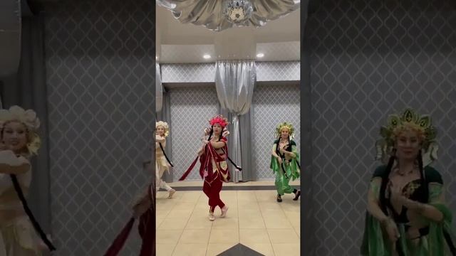 Танец"Три тары" смотреть онлайн