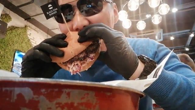 Black Star Burger. блэк стар бургер.