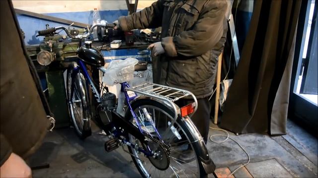 Запуск классического мотовелосипеда