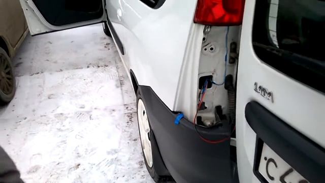 Установка доп стоп сигналов в Ларгус смотреть онлайн