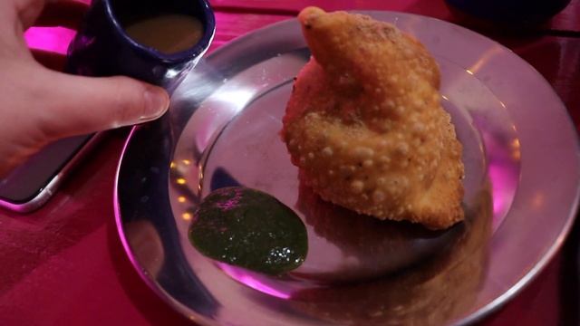 Лучший индийский ресторан в Москве | Обзор кафе Тхали смотреть онлайн