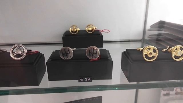 ЛЮБИШЬ БМВ - ТОГДА РАСКОШЕЛЬСЯ... смотреть онлайн