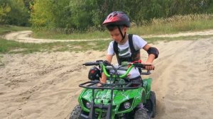 ОБМАНУЛ брата и ЗАСТРЯЛ В ПЕСКЕ на КВАДРОЦИКЛЕ(((