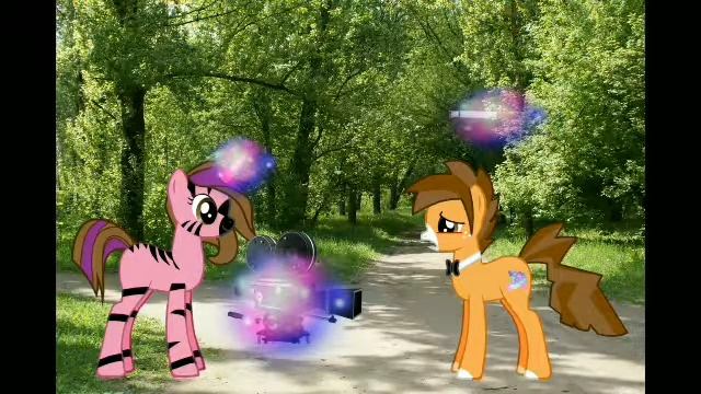 Пони Клип: Лучшая подруга (за кадром) + почему у Ромы есть ресницы смотреть онлайн