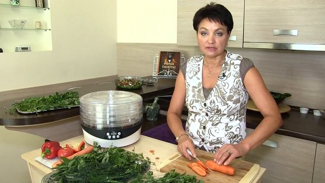 Žolelių ir daržovių džiovinimas priešvėžinei mitybai смотреть онлайн