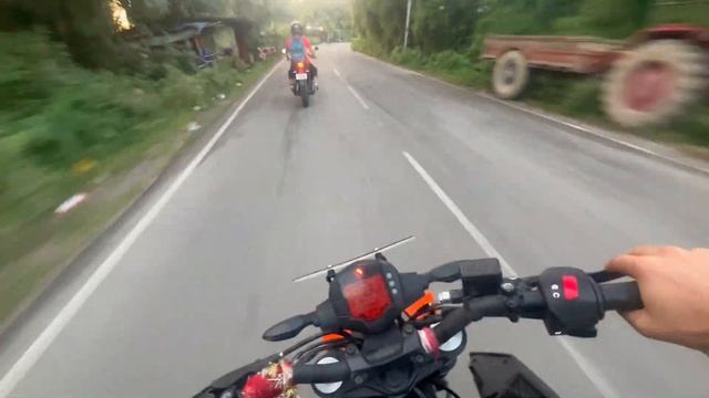 Deadly Hyper Ride☠️|KtmRc390 vs Duke 250 vs CBR250? смотреть онлайн