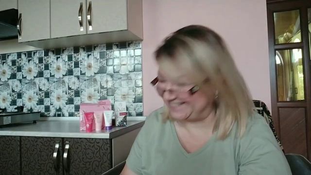#влог?Распаковка?Подарок от подписчика?Тестирую уход для рук смотреть онлайн