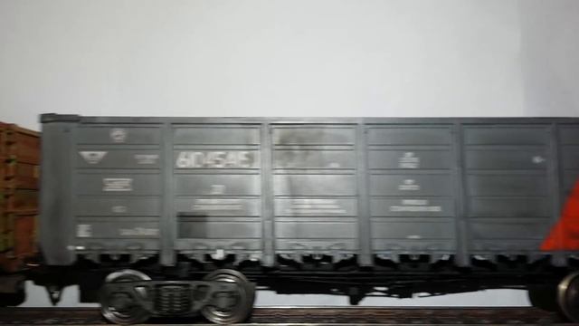 Сцепки на "штатных" местах + воздушные рукава на наших полувагонах. смотреть онлайн