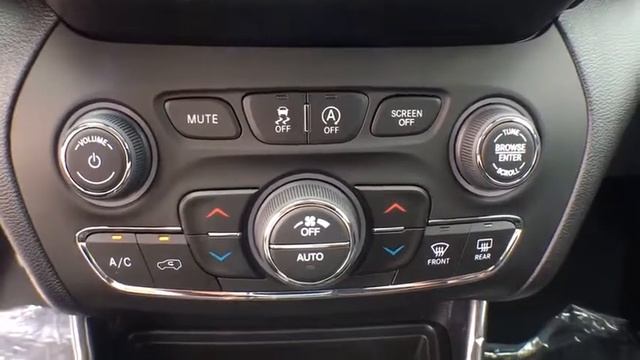 2019 Jeep Cherokee Kalamazoo, Vicksburg, Paw Paw, Plainwell, Battle Creek, MI J19296 смотреть онлайн