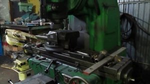 6М12П вертикально-фрезерный станок в Екатеринбурге