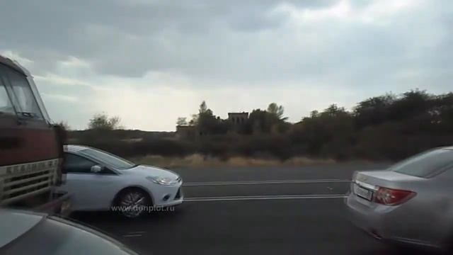 Пробка напротив Крепости (трасса М4) смотреть онлайн