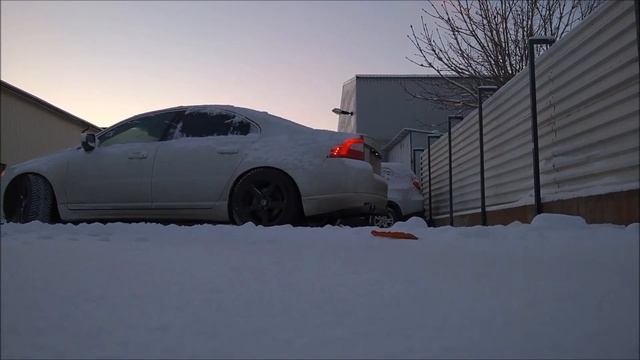 Volvo S80 V8 open headers cold start смотреть онлайн