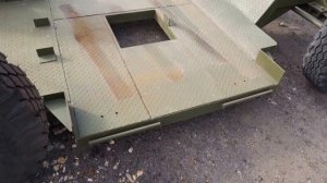 Технологический прицеп тележка с поворотными колесами для перевозки электропогрузчиков