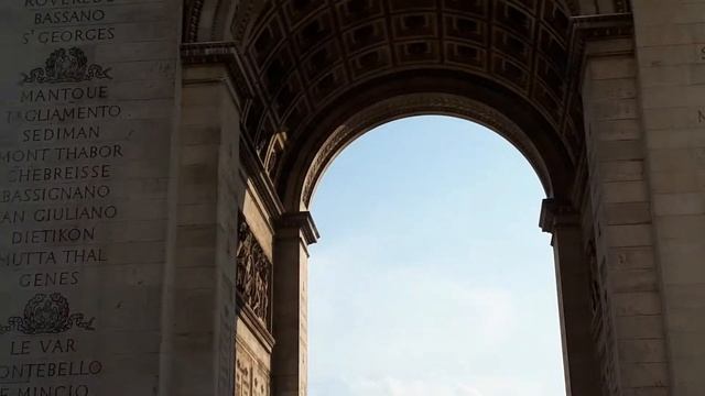 arc de triomphe place charles de gaulle Paris смотреть онлайн