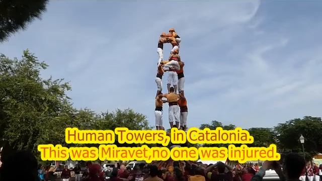 Human Tower fails in Miravet October 2016 смотреть онлайн