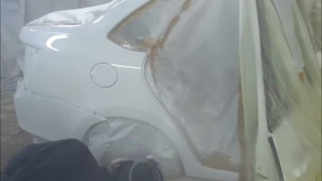 Нанесение лака смотреть онлайн
