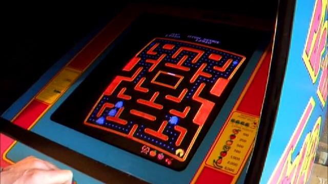Ms Pacman Arcade Machine Gorgeous Artwork Great Game Play Classic Retro Arcade Game смотреть онлайн