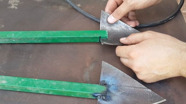 Не выбрасывайте куска трубы можно сделать нужная самаделка для дома. смотреть онлайн