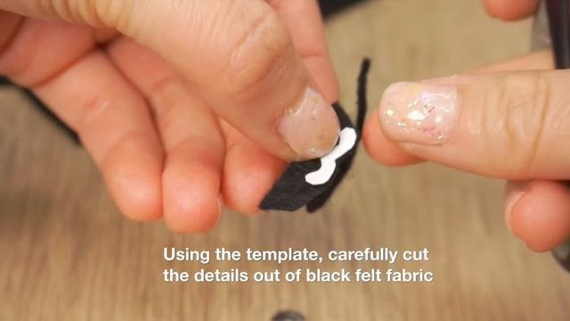 DIY Pusheen Cat Plush - Make Adorable Budget Plushies Using SOCKS!! смотреть онлайн