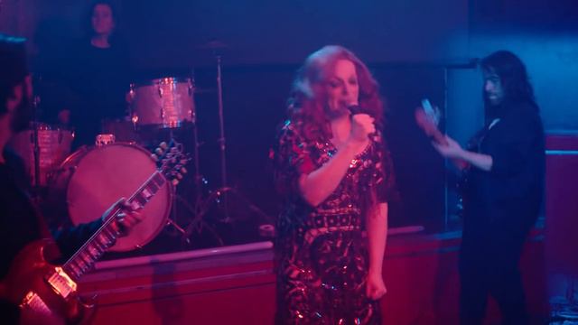 LA PROHIBIDA en ACÚSTICO смотреть онлайн