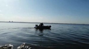 Лодочный мотор 2.5 л.с. SEA-PRO.
Взял не пожалел!!!