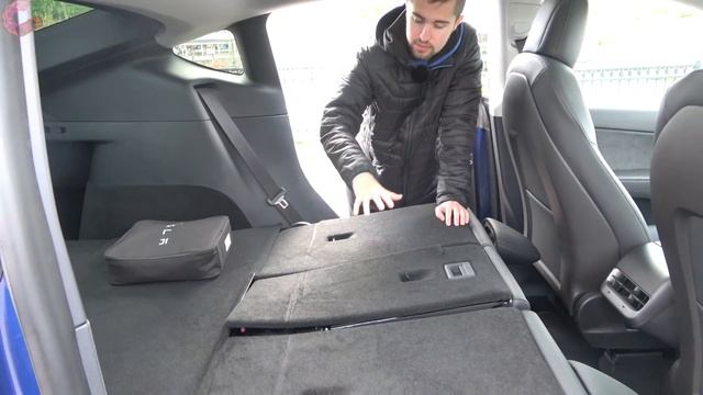 You WON'T BELIEVE how many PROBLEMS we found on this Tesla Model Y! | Early Build Quality Review смотреть онлайн