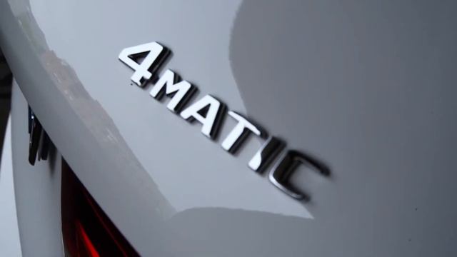 2018 Mercedes Benz GLC 300 4Matic смотреть онлайн