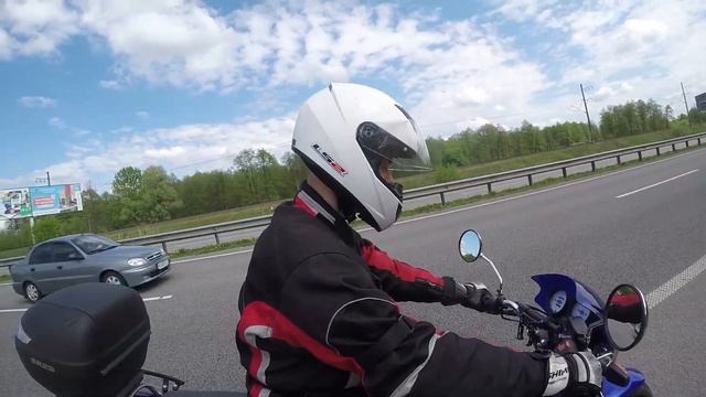 Yamaha FZ6 VS Honda Hornet смотреть онлайн