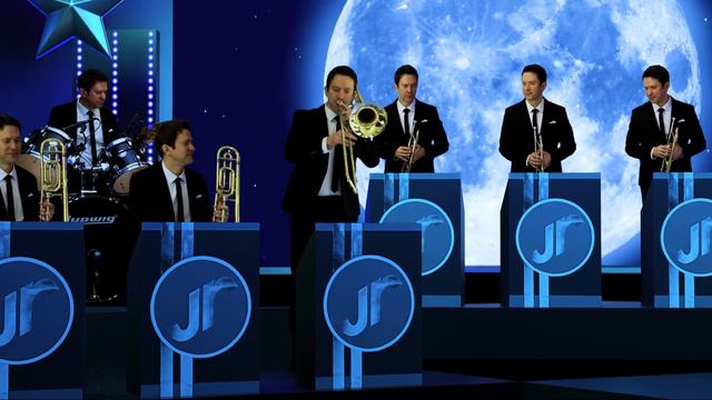 Blue Moon / One-Man Big Band смотреть онлайн